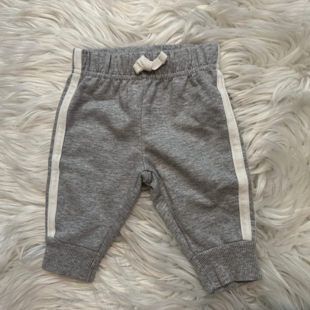 Carter’s Baby Boy 3M 4 Pc Bodysuit Jogger Pants‎ Bundle Football Car